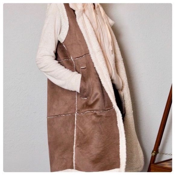 Brown Sugar Suede & Sherpa Long Duster Vest - Picture 2 of 9